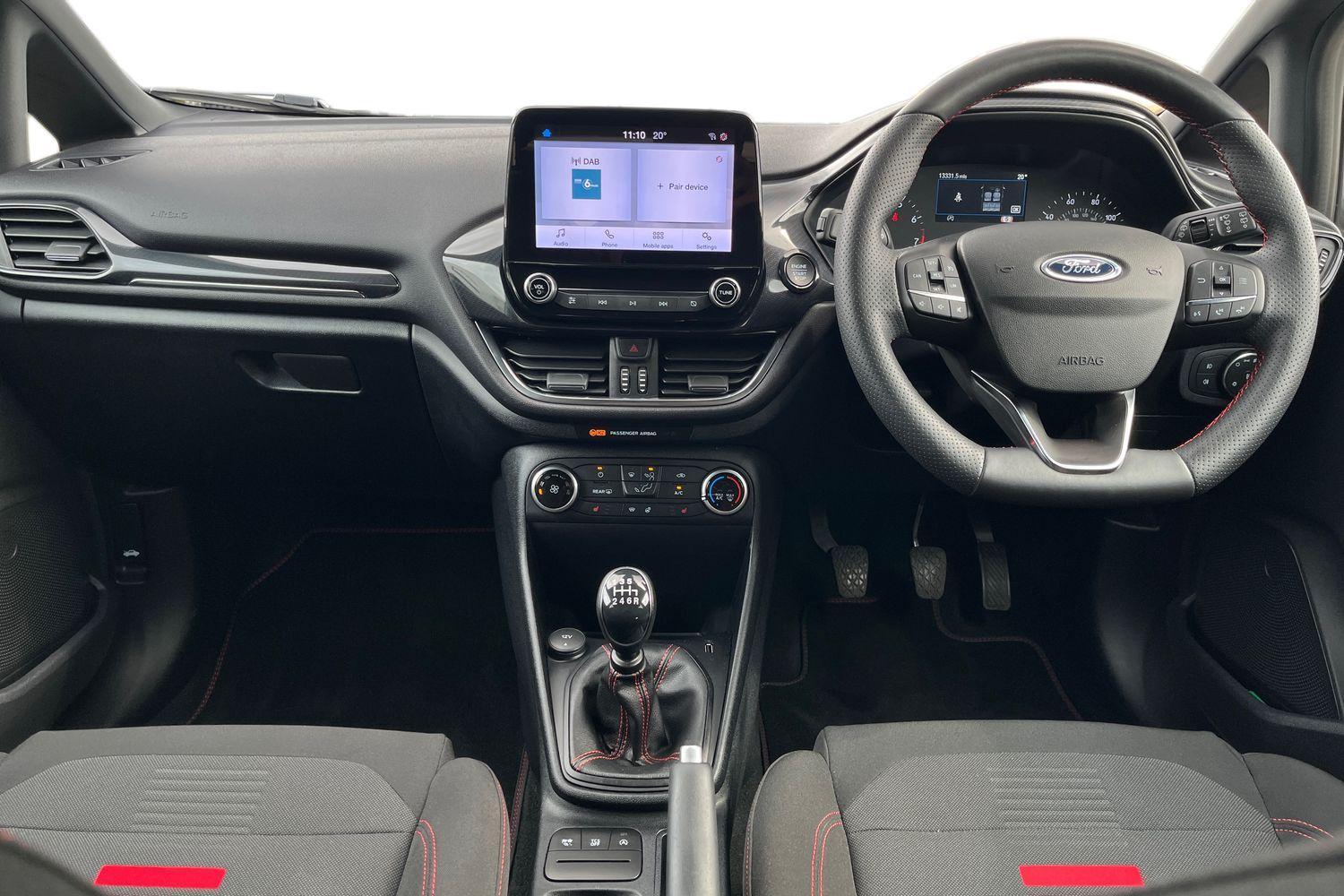 Ford FIESTA Photo 9