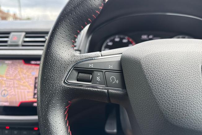 SEAT Arona Photo 16