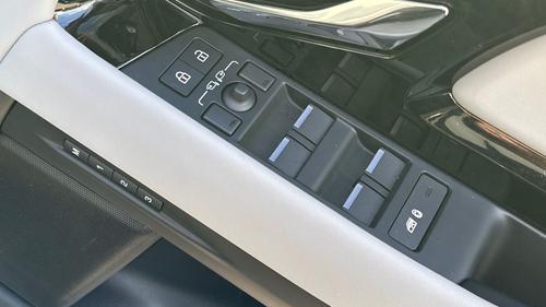 Land Rover Range Rover Evoque Photo autoimg-dcb135ca345b73332631d8e2e886d1581f374db4.jpg