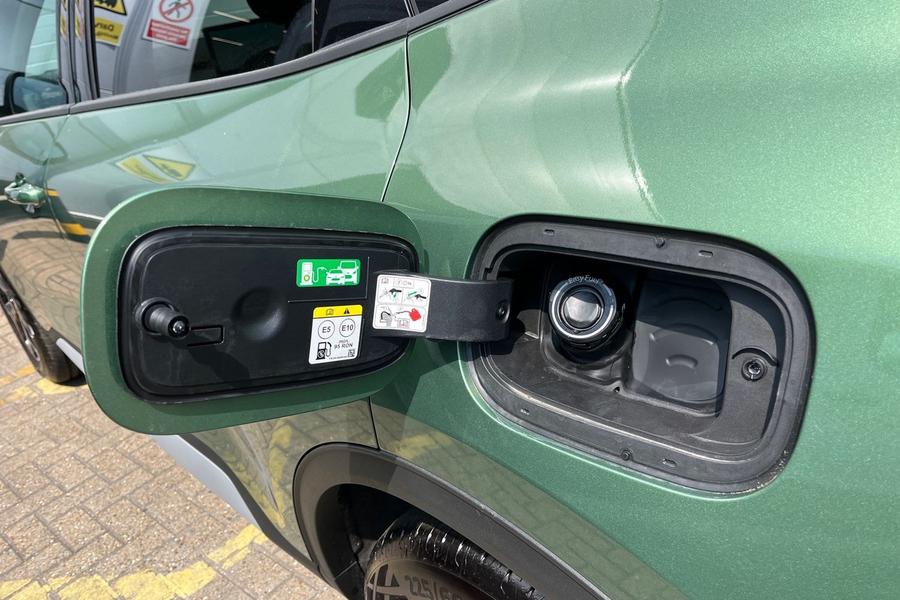 Ford Kuga Photo autoimg-dcb443fb42b191be7725bd641ea22c198ebf6a5e.jpg