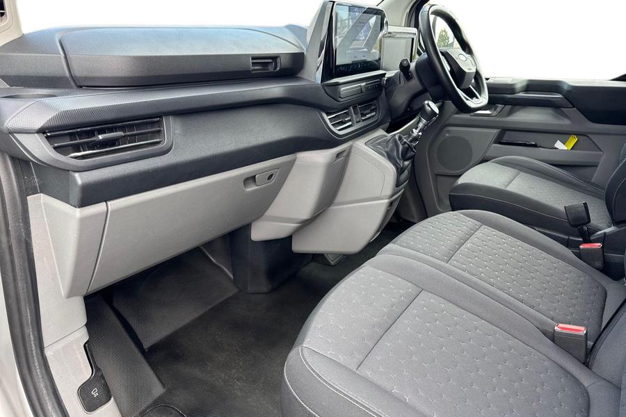 Ford TRANSIT CUSTOM Photo autoimg-dcb4c3805da0b0139b8358f46cd4201e64c2e153.jpg