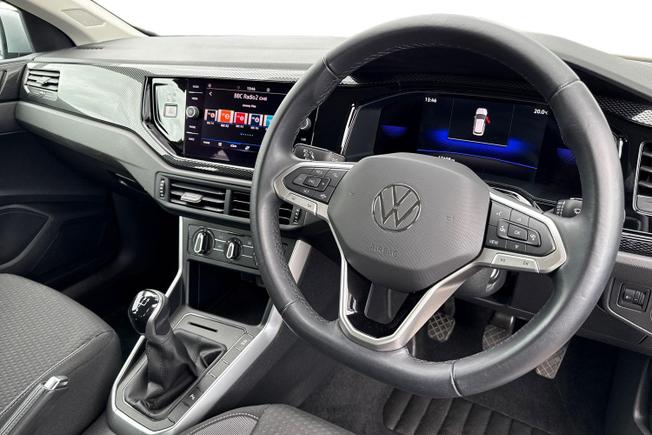 VOLKSWAGEN Polo Photo 6