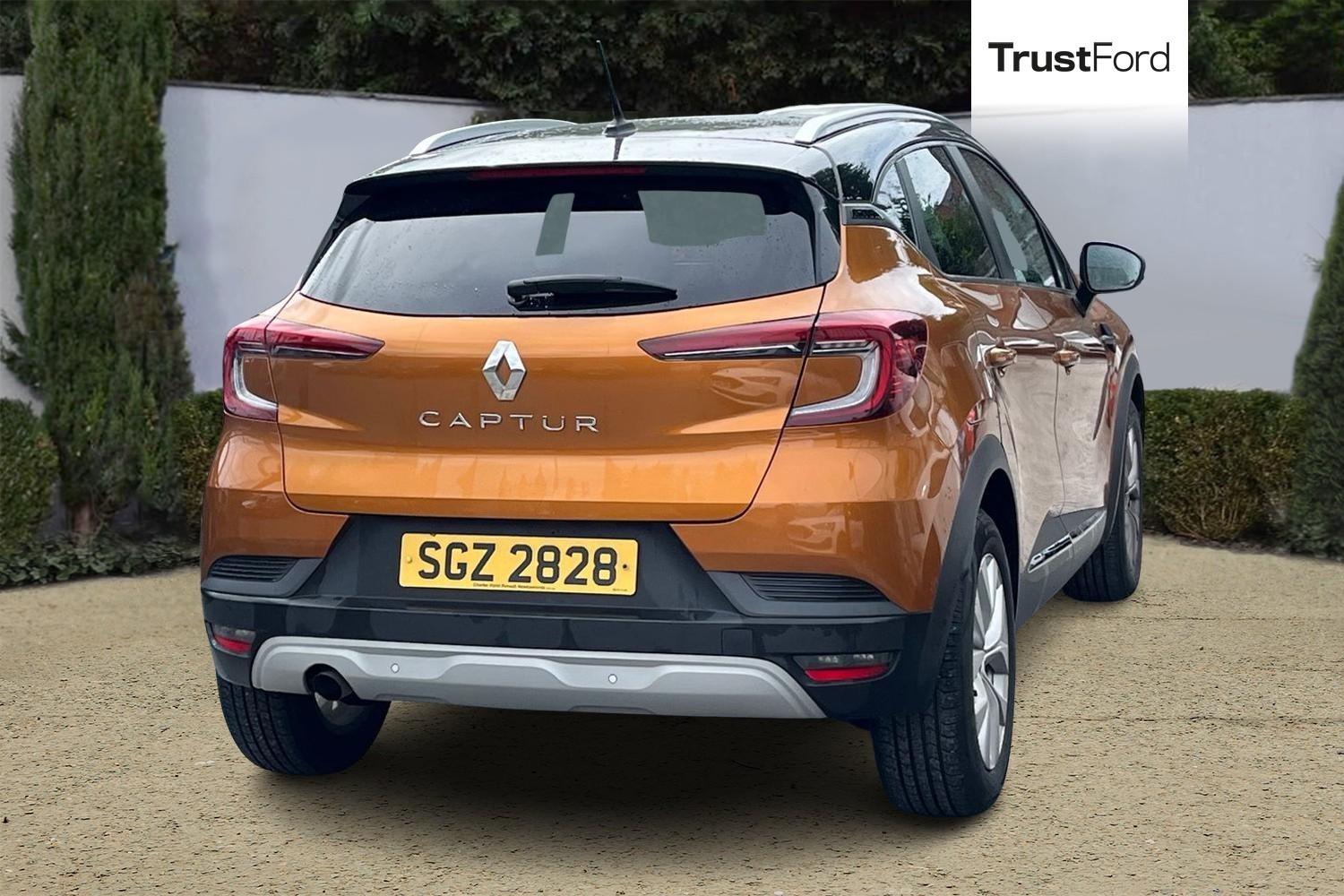 Renault CAPTUR Photo 3