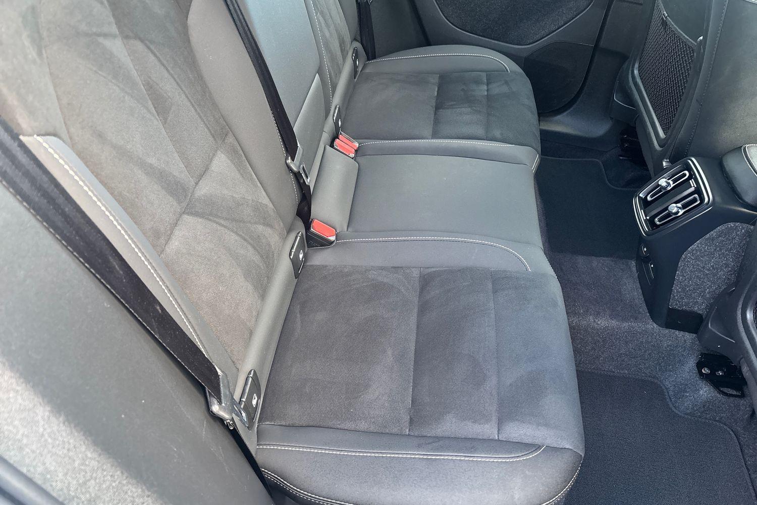 2025 Volvo XC40 2.0 B4 197PS Plus Dark Petrol Hybrid Auto in 11K - vehicle photo 19 for sale on PureCar