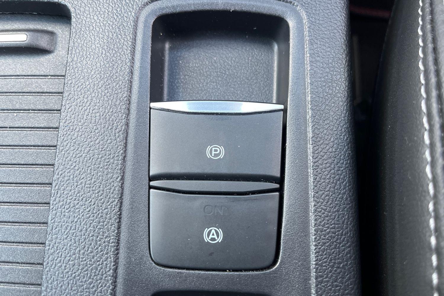 Ford FOCUS Photo 25