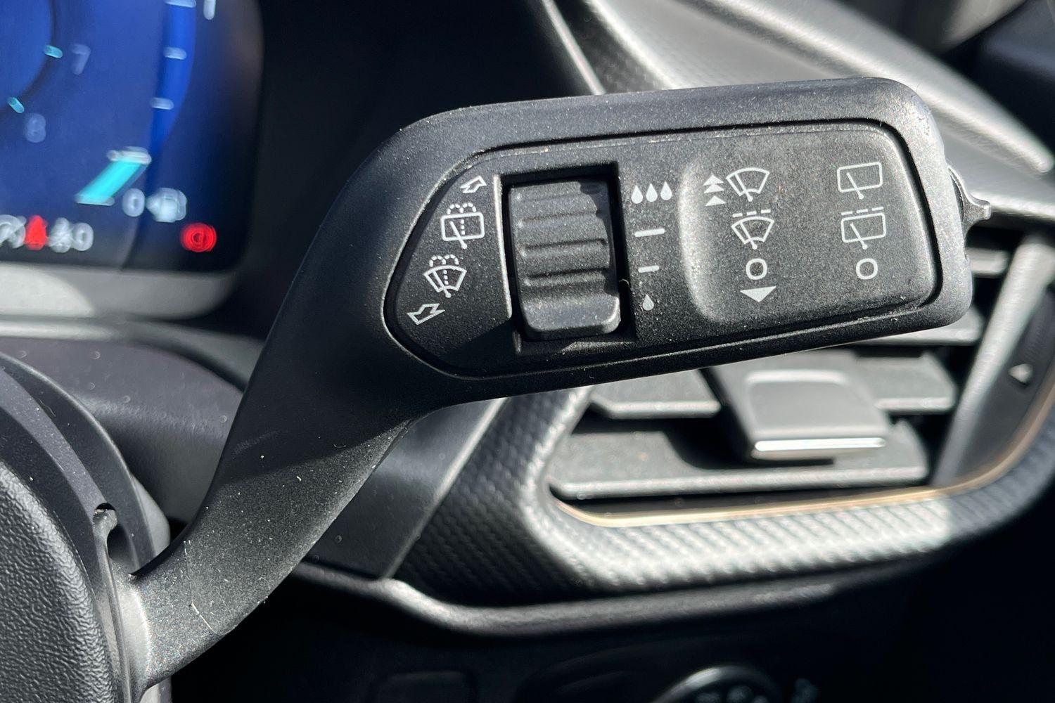 Ford PUMA Photo 14