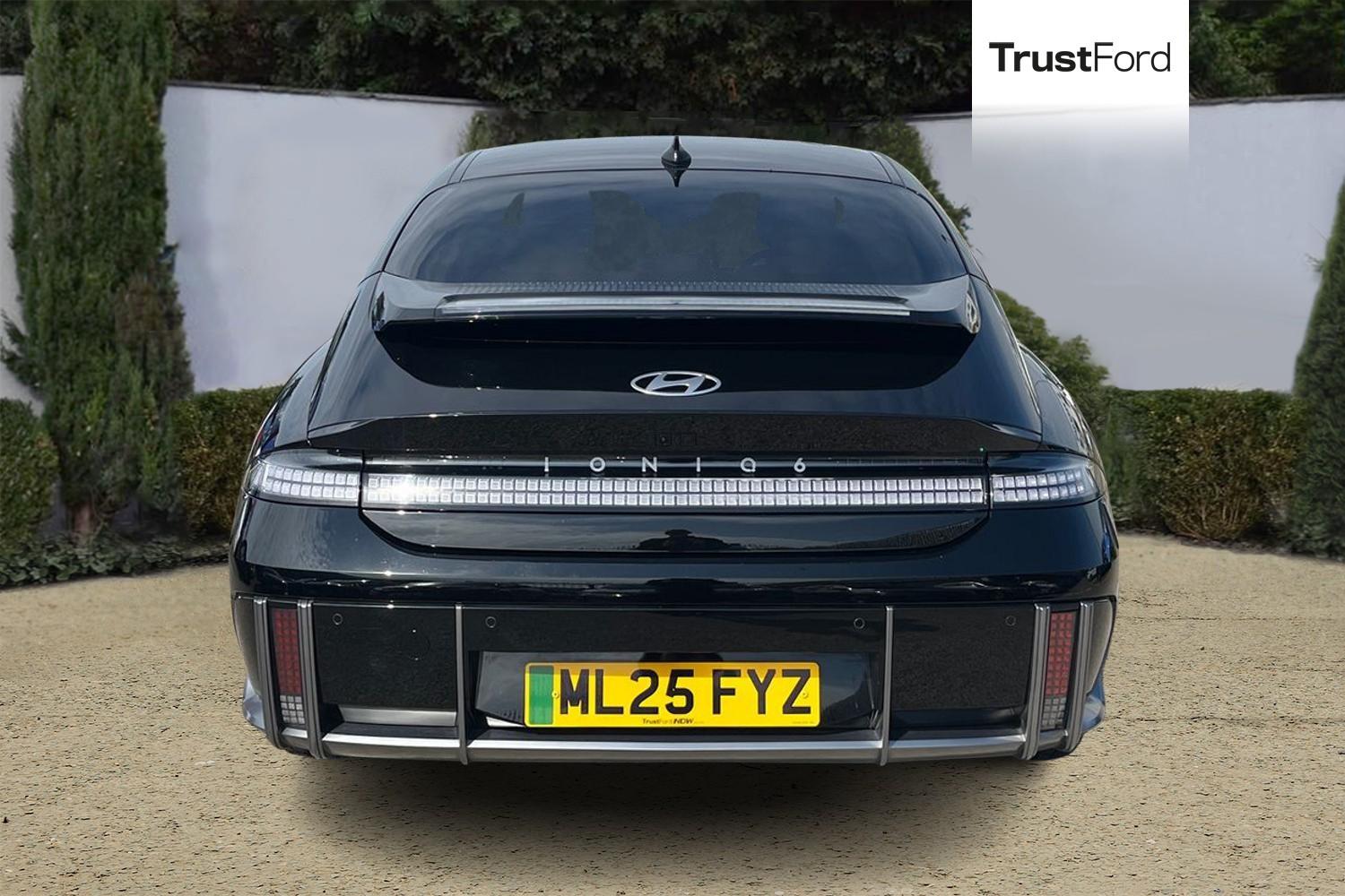 Hyundai IONIQ 6 Photo 6