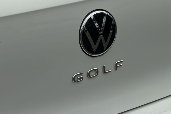 VOLKSWAGEN Golf Photo 48