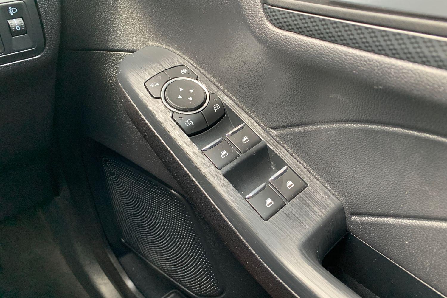 2023 Ford Kuga 2.5 PHEV 225PS ST-Line in Solar Silver with only 20K - vehicle photo 18 for sale on PureCar