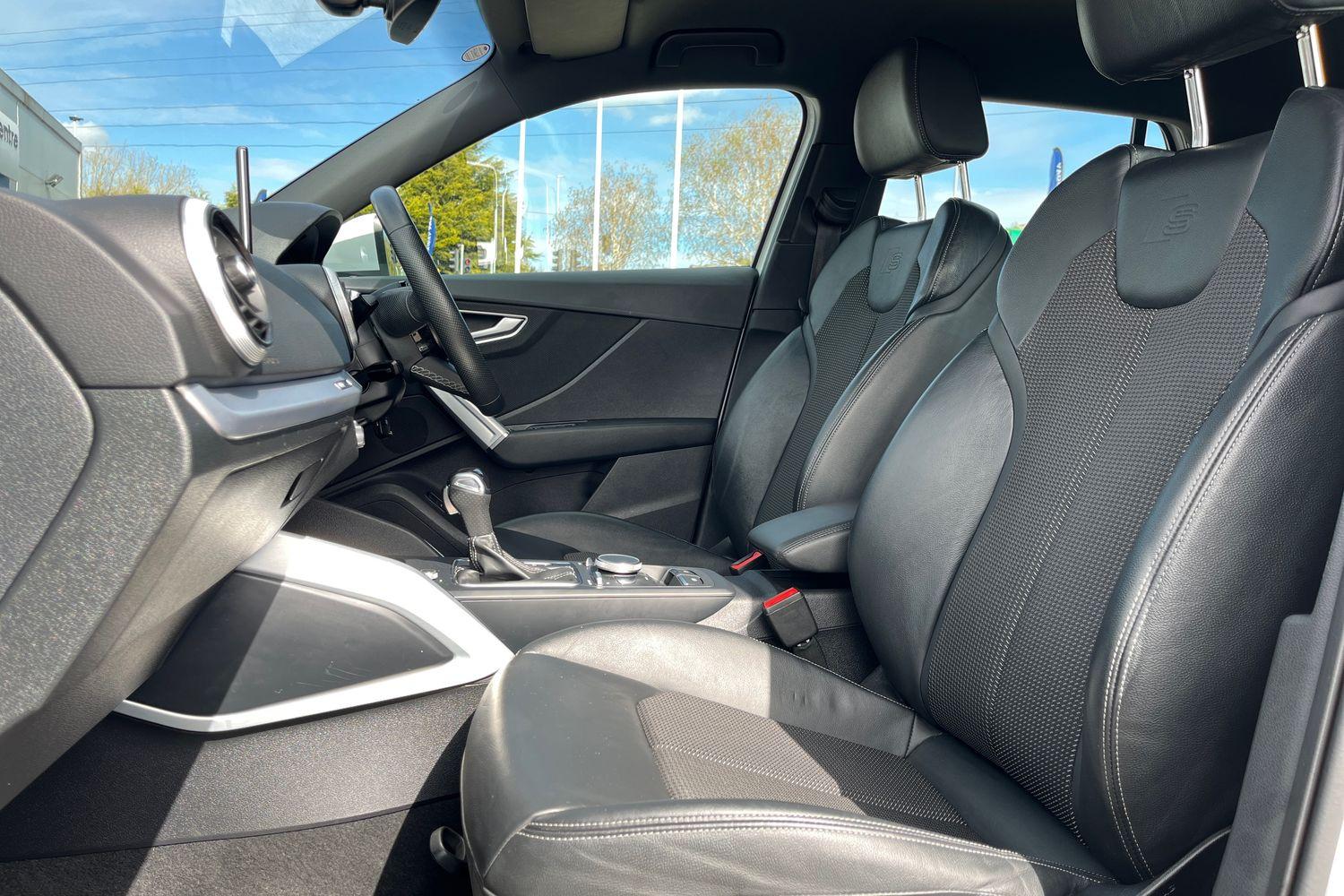 Audi Q2 Photo 18