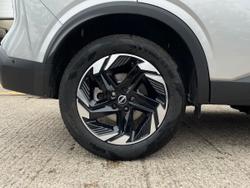NISSAN QASHQAI Photo 5