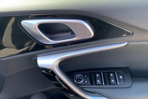 Kia XCEED Photo autoimg-dcd1f44ea8df396cac71b43eb21c7331c8d62302.jpg