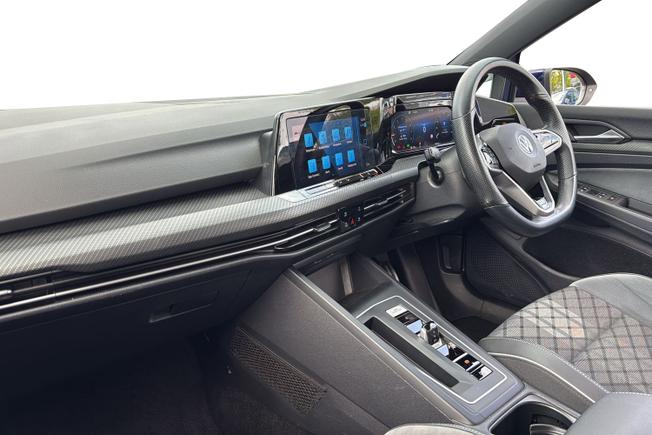VOLKSWAGEN Golf Photo 2