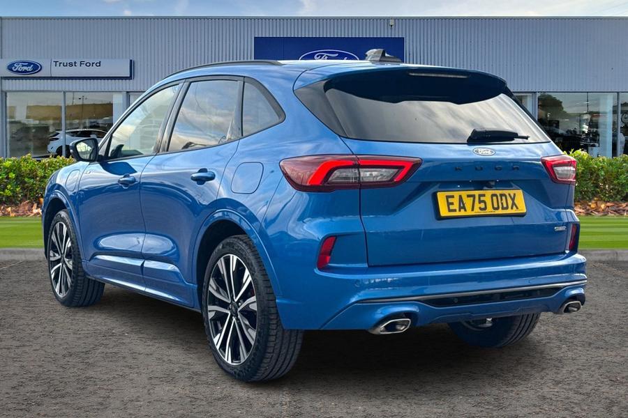 Ford KUGA Photo autoimg-dcd7b21b1e3bca814d01624d8591ee222ee20508.jpg