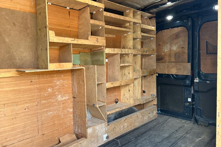 Used Ford TRANSIT OV71WJG 5