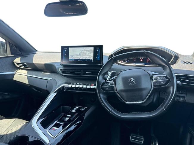 PEUGEOT 5008 Photo 6