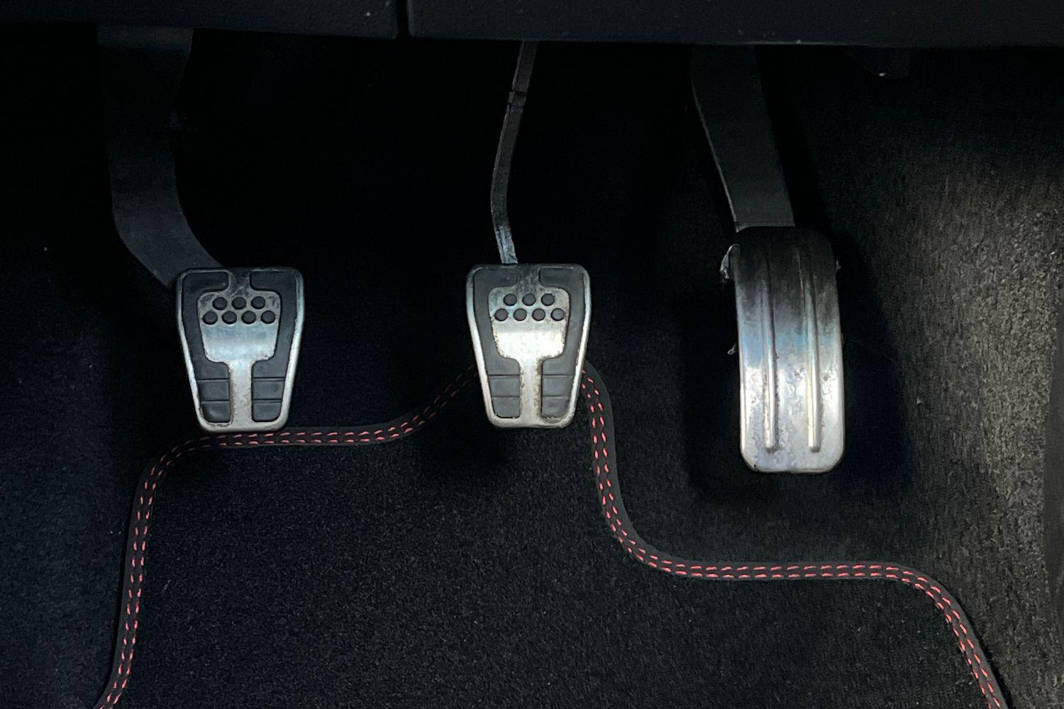 Ford PUMA Photo 24