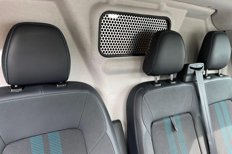 Used Ford TRANSIT CUSTOM AO25UCL 11