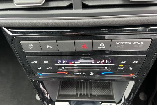 Volkswagen T-cross Photo autoimg-dce00c50f262e19d91d4bb7b9985bc22339a2fb0.jpg