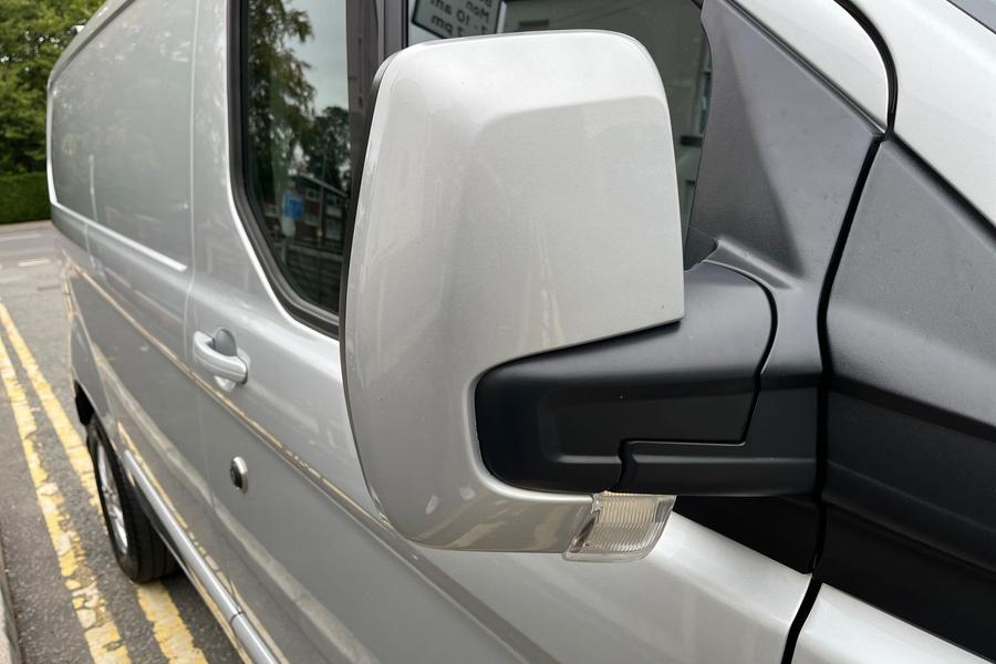 Ford TRANSIT CUSTOM Photo autoimg-dce1bdb873f461fdc36d4d75cc9691c2b6384199.jpg