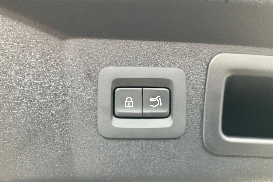 Mazda CX-60 Photo autoimg-dce3d64a7863824008b80f453e7a5aed1bb4083b.jpg