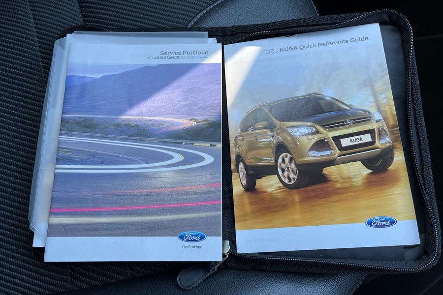 Ford Kuga Photo autoimg-dce8d81f9ecbaa6d6ec9e1772fbefc1a583fd77d.jpg