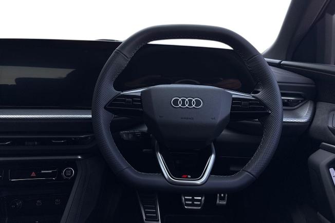 AUDI Q5 Photo 11