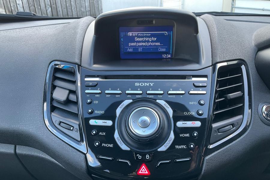 Ford FIESTA Photo autoimg-dcecd94137d3930087f9c844aa5ffce49a497c69.jpg