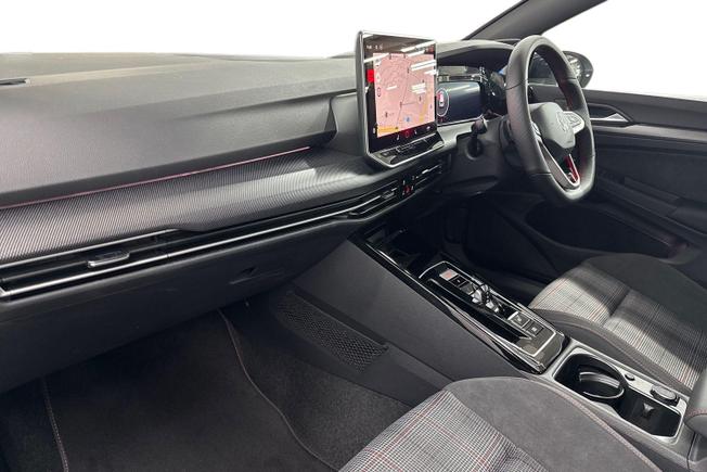 Volkswagen Golf Photo 2
