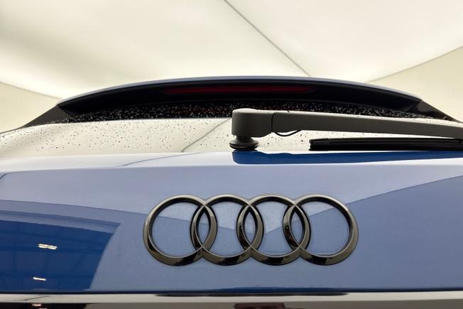 AUDI A6 Photo 29