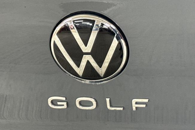 VOLKSWAGEN Golf Photo 27