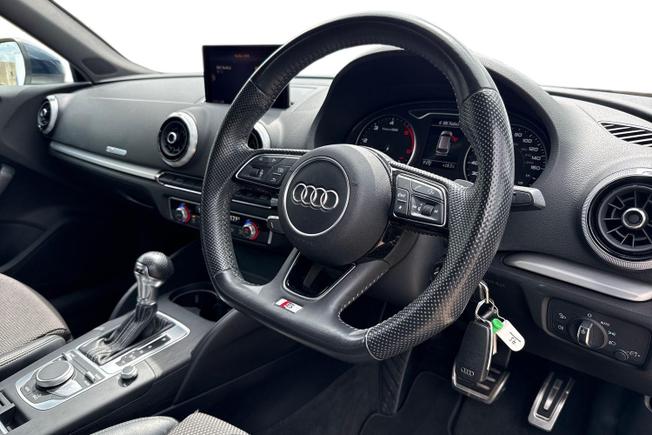 AUDI A3 Photo 6