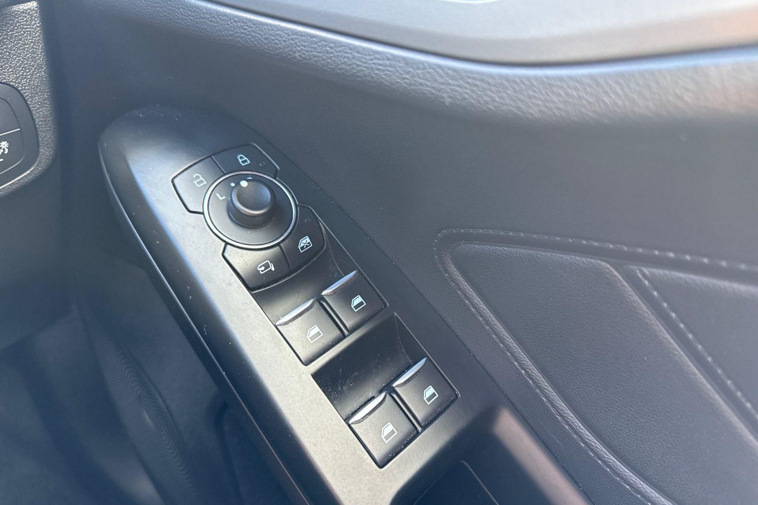 Ford FOCUS Photo 15