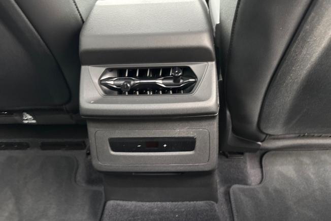 AUDI Q6 E-Tron Photo 21