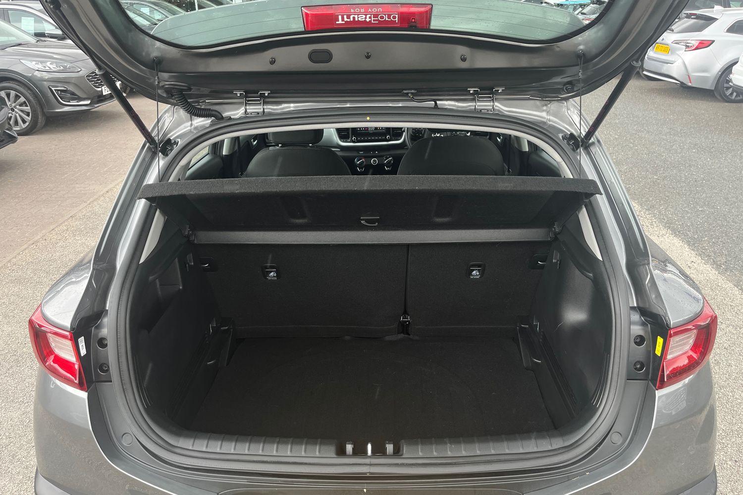 Kia STONIC Photo 20