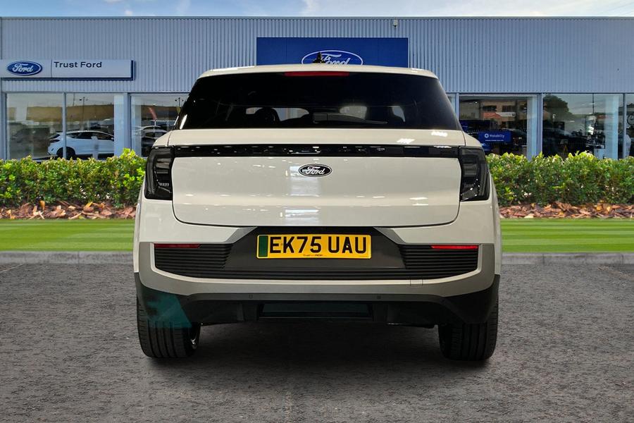 Ford Explorer Photo autoimg-dd1e8ea9a4334c1c31bab10cbe1be45886e41d6a.jpg