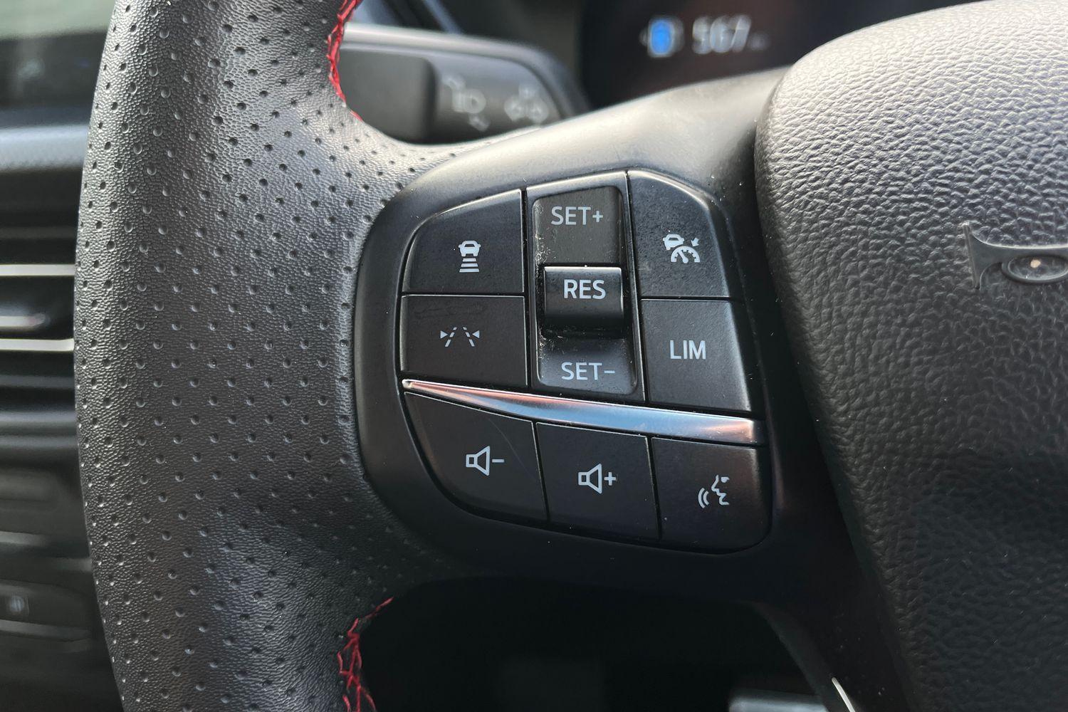 Ford KUGA Photo 27
