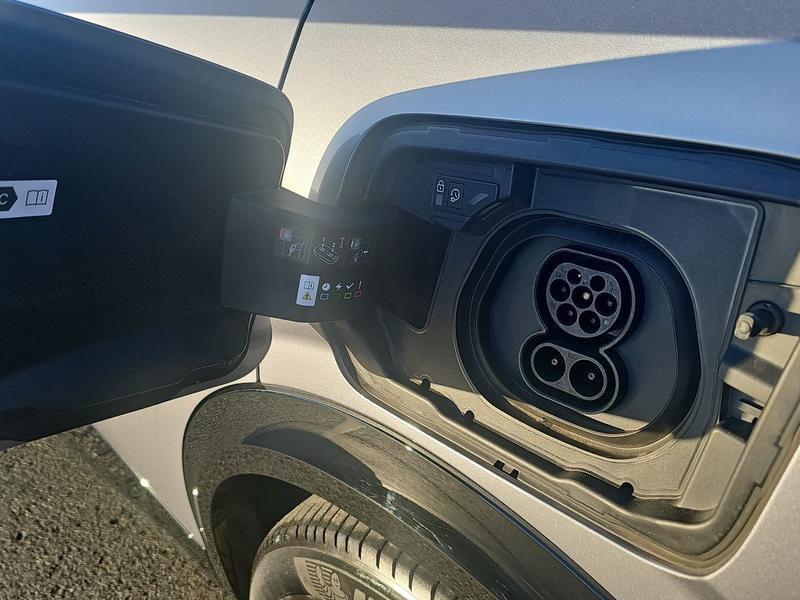 Used Peugeot E-3008 KM25DLF 31