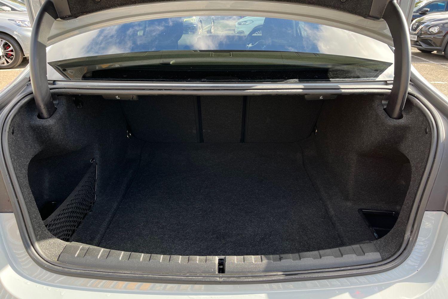 BMW 3 SERIES Photo 20