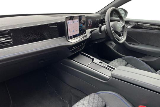 Volkswagen Passat Photo autoimg-dd2c57b6f1db58e2a176218bac318f6cb60de464.jpg