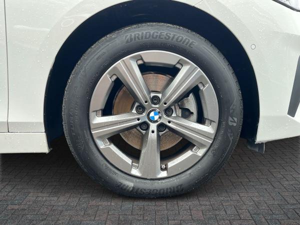 BMW 2 Series Active Tourer Photo autoimg-dd2da3e1630243356b3e6d6e4ca0a729da702cea.jpg