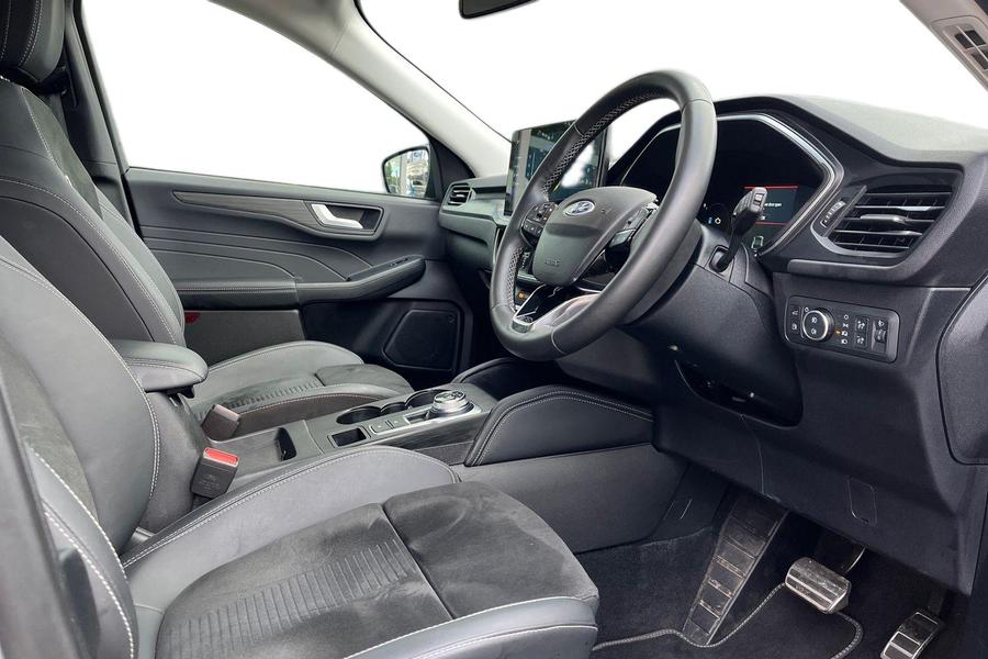 Ford KUGA Photo autoimg-dd2e3584fe57580ae12a66fd6b759348d555d87a.jpg