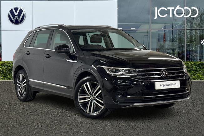 VOLKSWAGEN Tiguan Photo 1