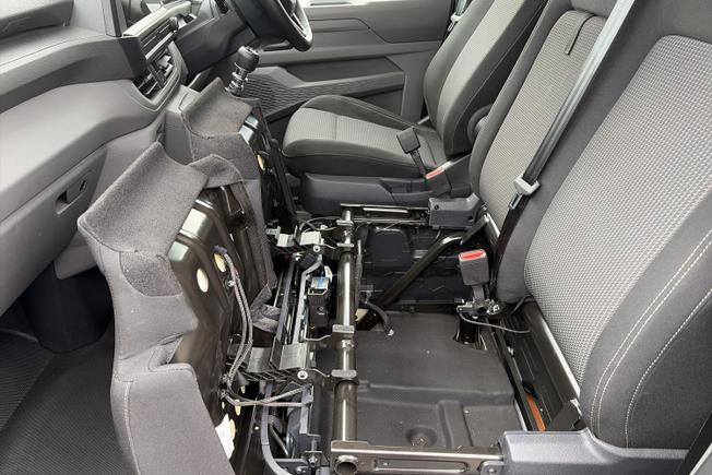 VOLKSWAGEN Transporter Photo 39