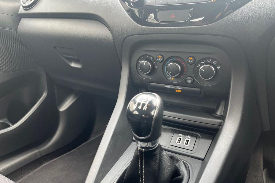 Ford KA+ Photo autoimg-dd358eed41f656aa90ceaf98dc46efc7c56ba1d2.jpg