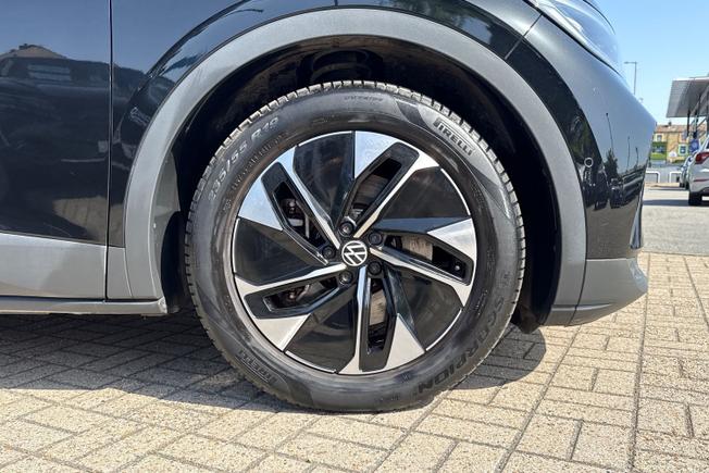 VOLKSWAGEN ID.4 Photo 5