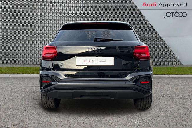 AUDI Q2 Photo 7