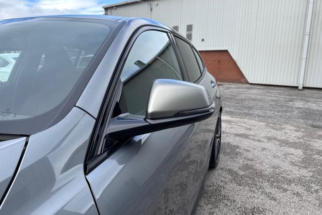 BMW 1 Series Photo 28