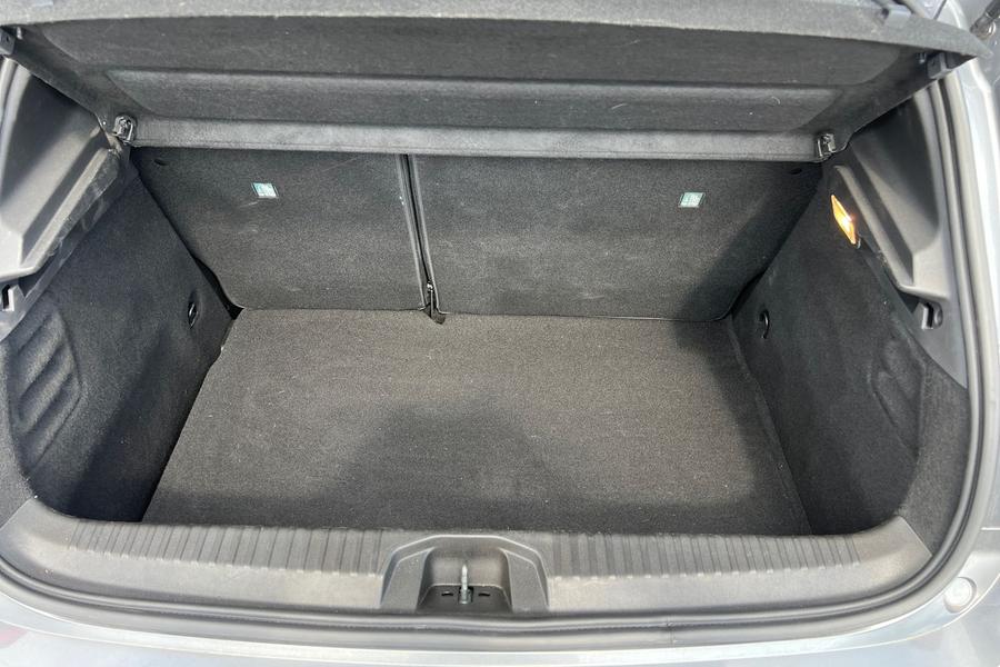 Renault CLIO Photo autoimg-dd38366ba958083d1fbc5e602ddb432606c77aa7.jpg
