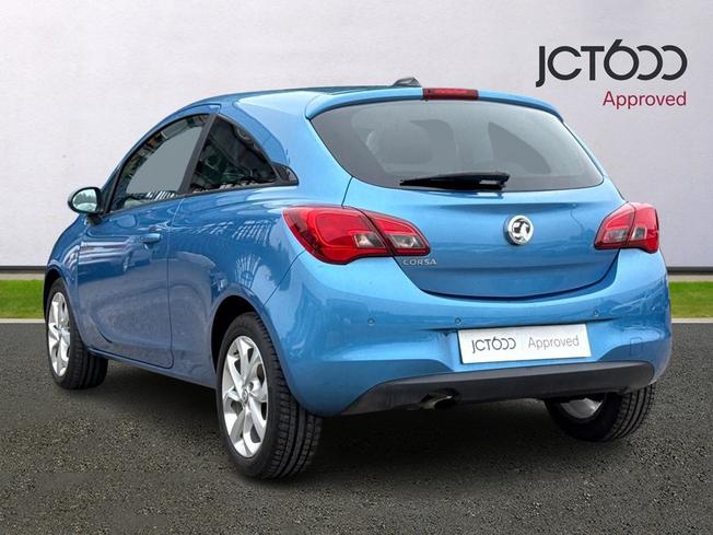 VAUXHALL Corsa Photo 3